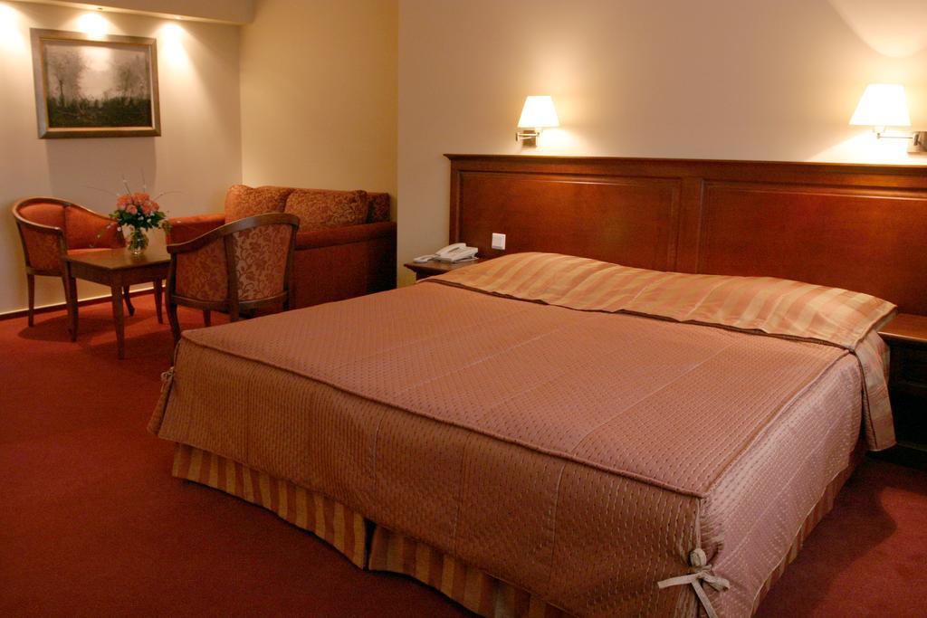 Hotel Prezydencki 3-Star رشيشوف الغرفة الصورة