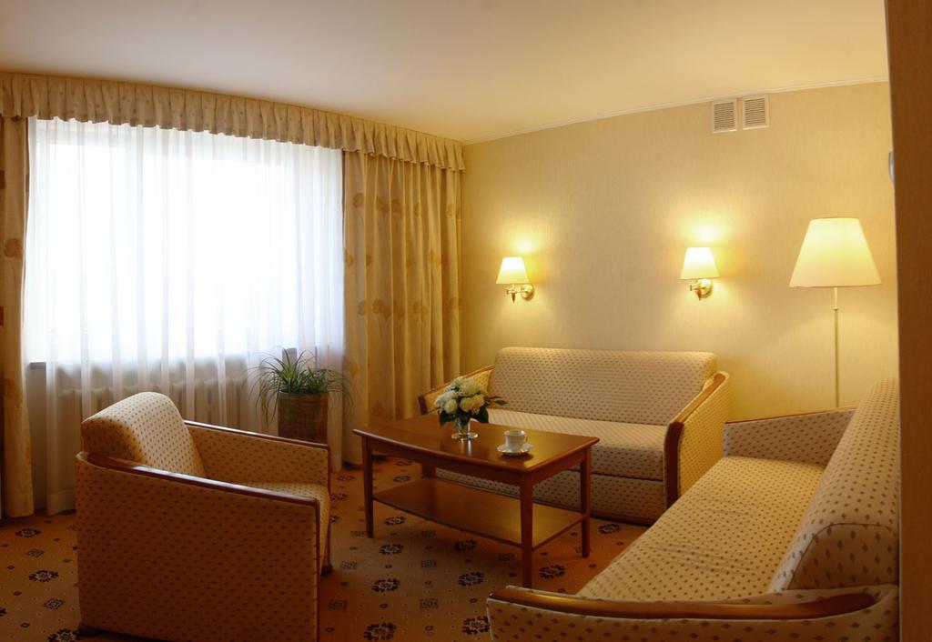 Hotel Prezydencki 3-Star رشيشوف الغرفة الصورة